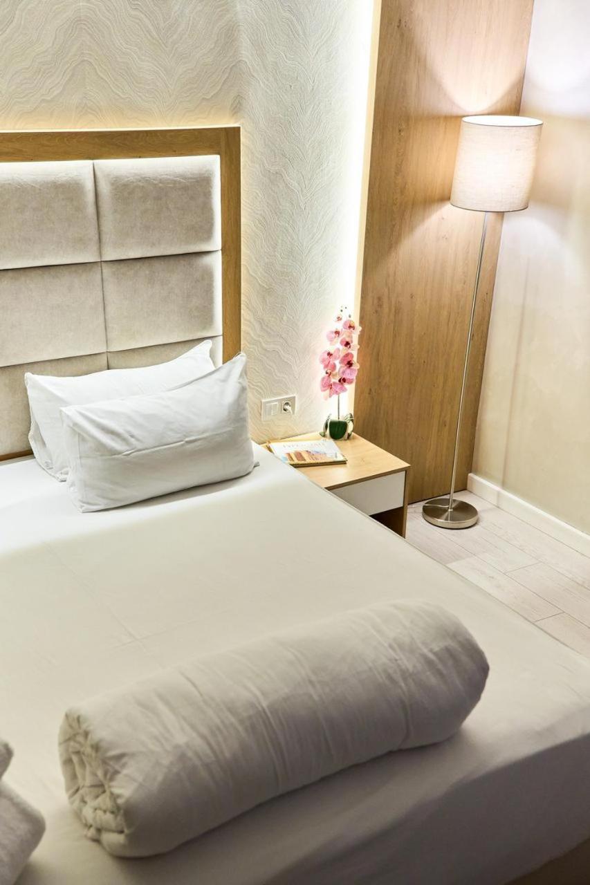 Edem Hotel Turkistan Zewnętrze zdjęcie