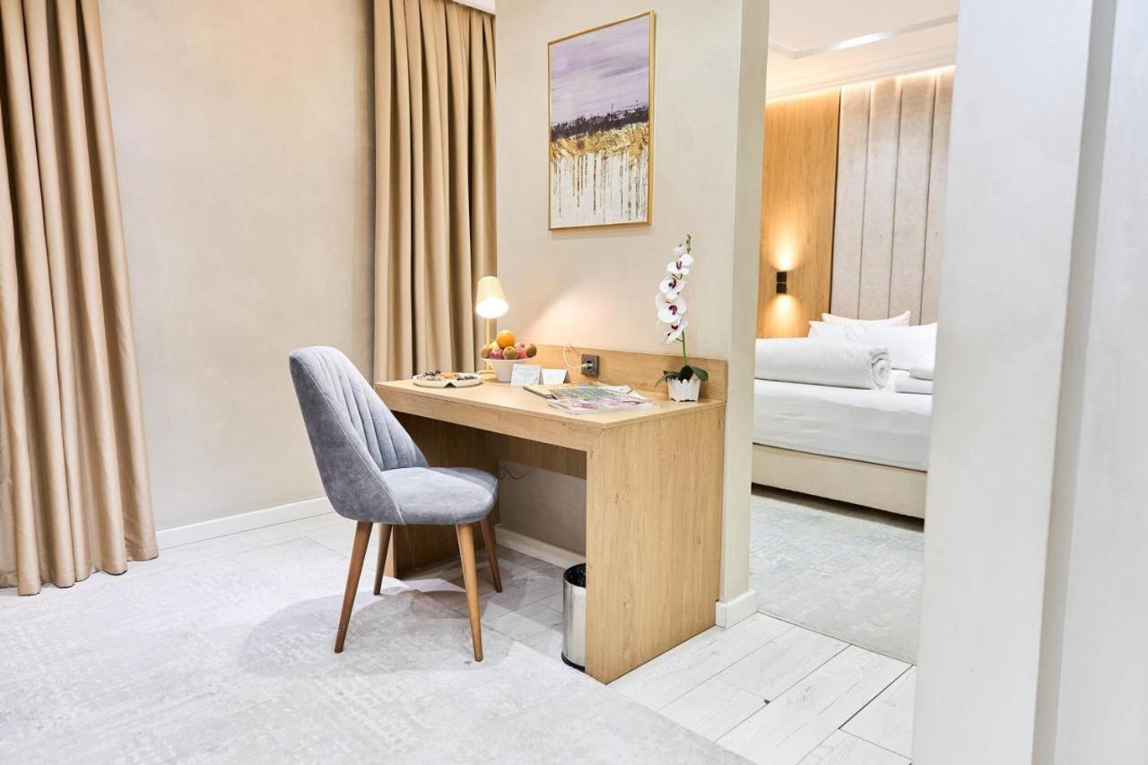 Edem Hotel Turkistan Zewnętrze zdjęcie